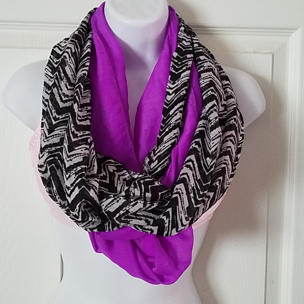 Sale 🎈 3/$10 Set of 2 Infinity Scarfs
